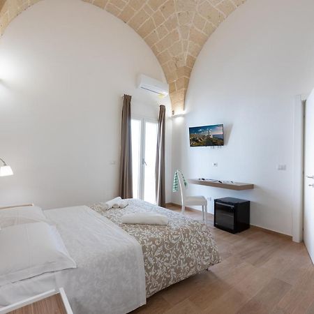 Dimora Le Volte Panzió Lecce Kültér fotó